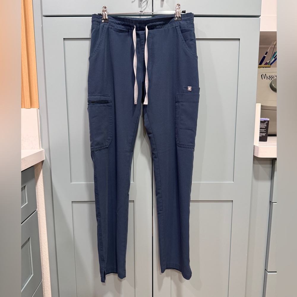 Figs dark harbor yola XSmall scrub pants